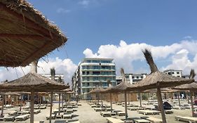 Happy Residence Mamaia